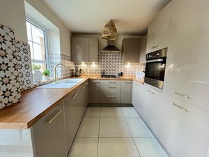 Photo 14- click for photo gallery